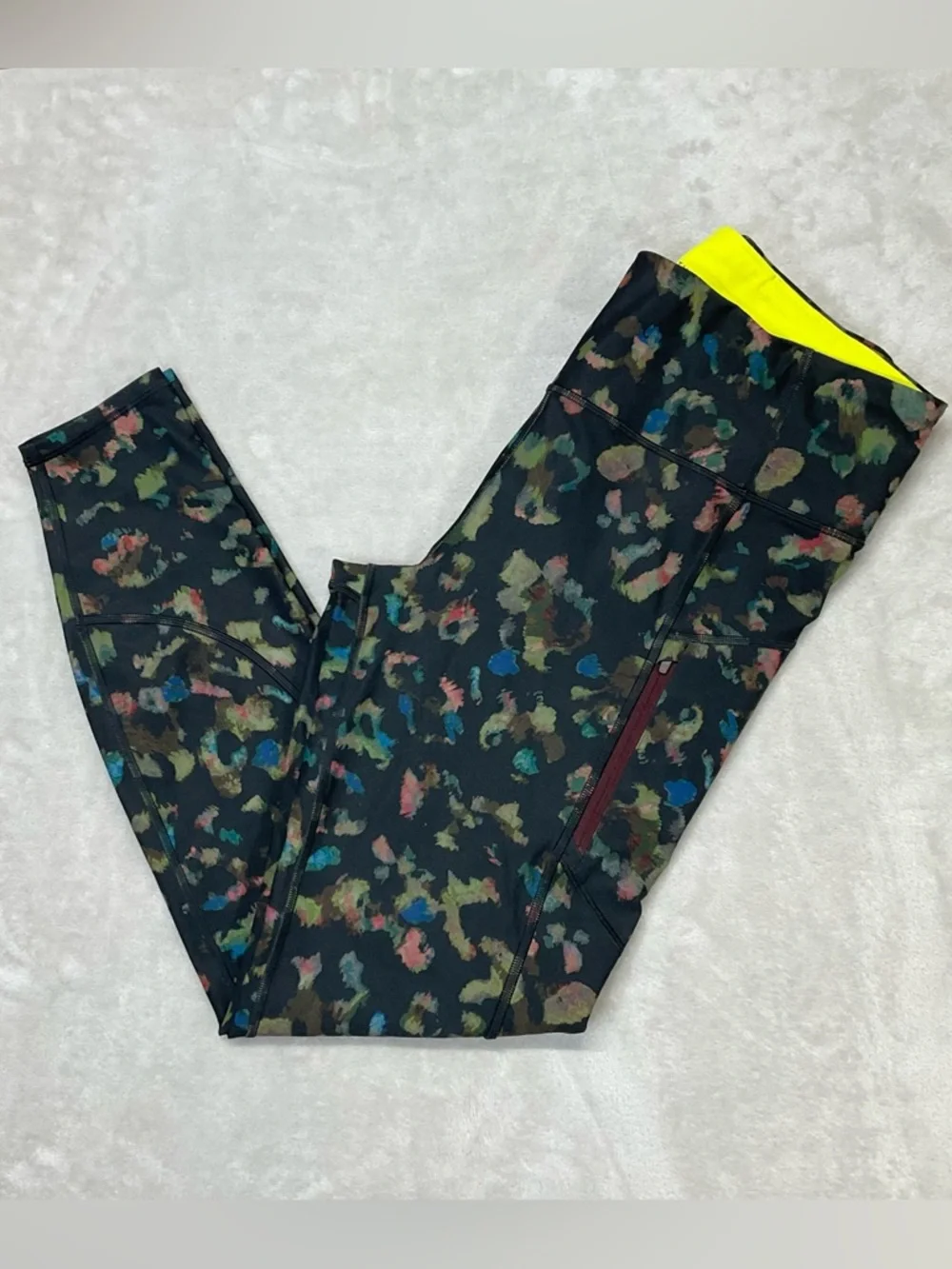 Athleta Rainier Leopard High Rise Tight Womens L - 29” Inseam - Picture 7 of 10